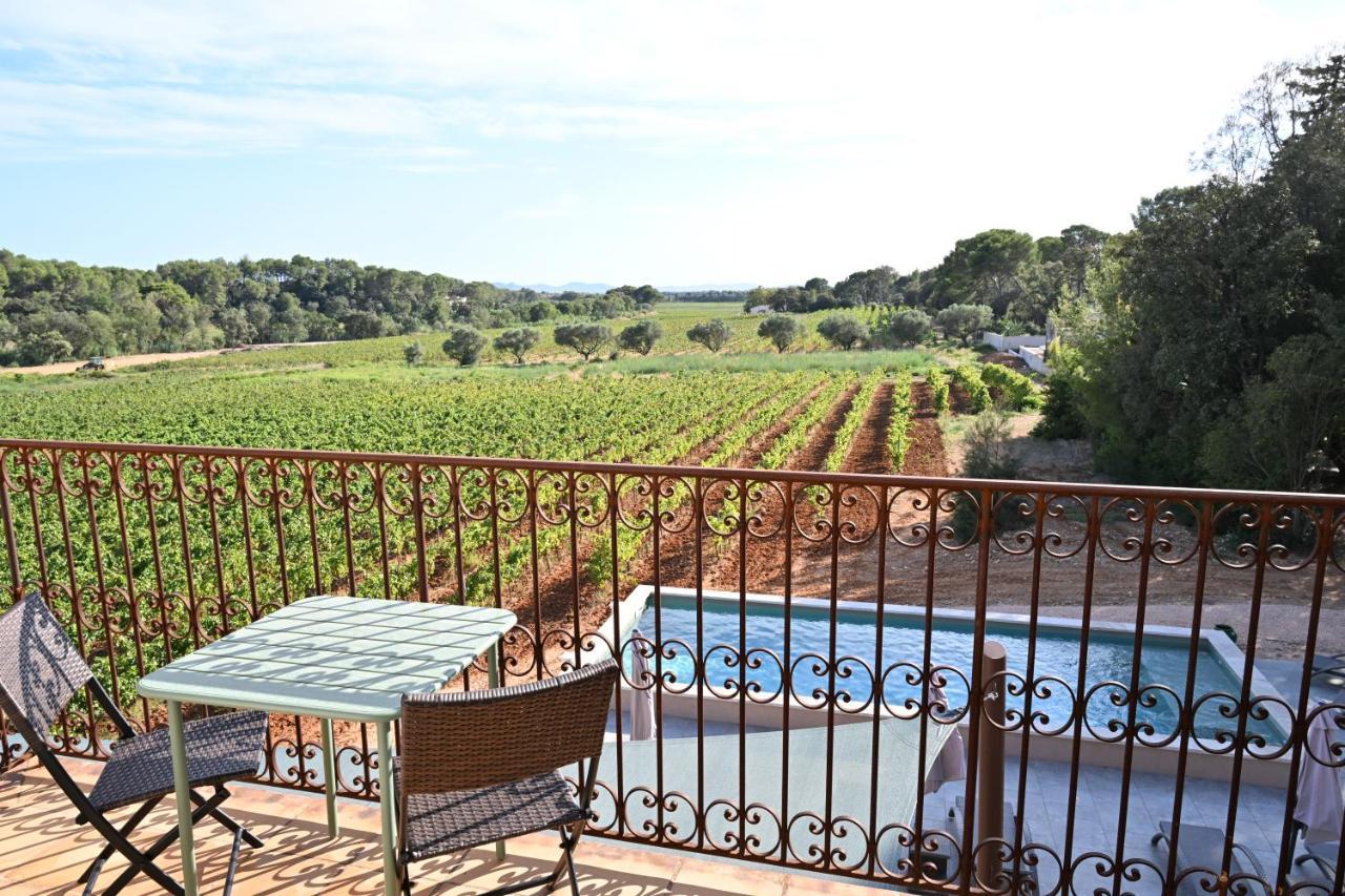 Sous Les Pins Gites Et Chambres D'Hotes La Londe-les-Maures Eksteriør bilde